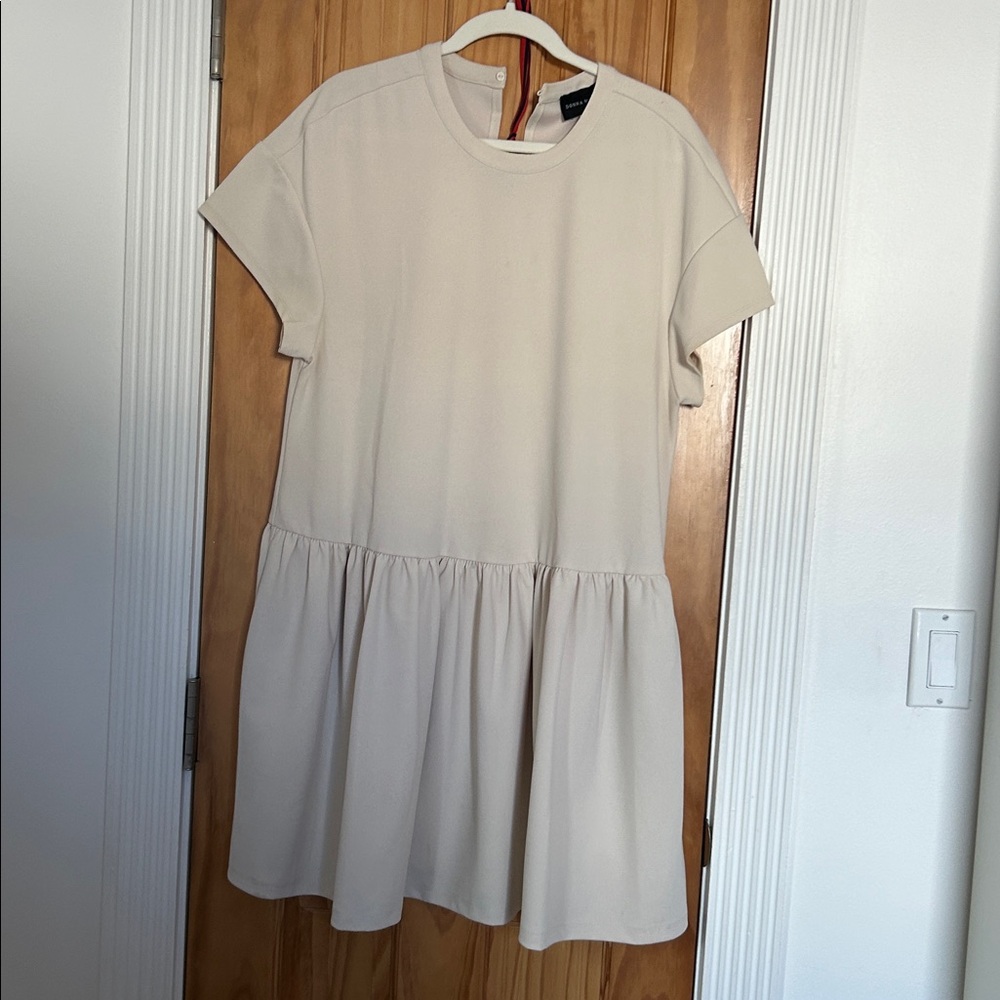 Donna Morgan Cream Short-Sleeve Mini Dress